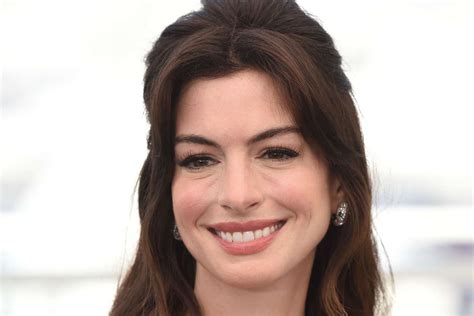 ‘I voted’: Anne Hathaway and Julia Roberts cast  